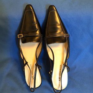 EUC 8.5M AK Anne Klein slingback dress kitten heel